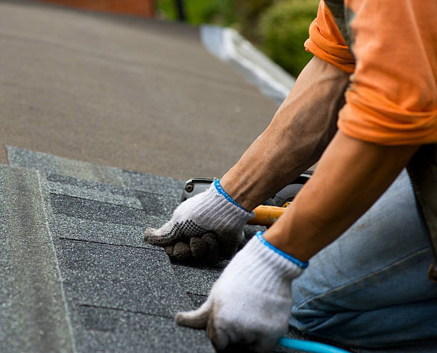 Best Commercial Roofing Services  in Winthrop, IA