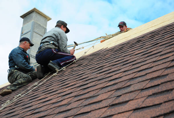 Best Commercial Roofing Services  in Winthrop, IA
